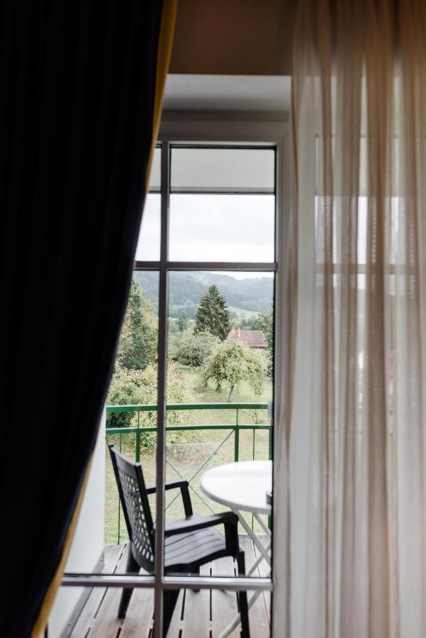 Akzent Hotel Bayerwald-Residenz Neukirchen  Exterior foto