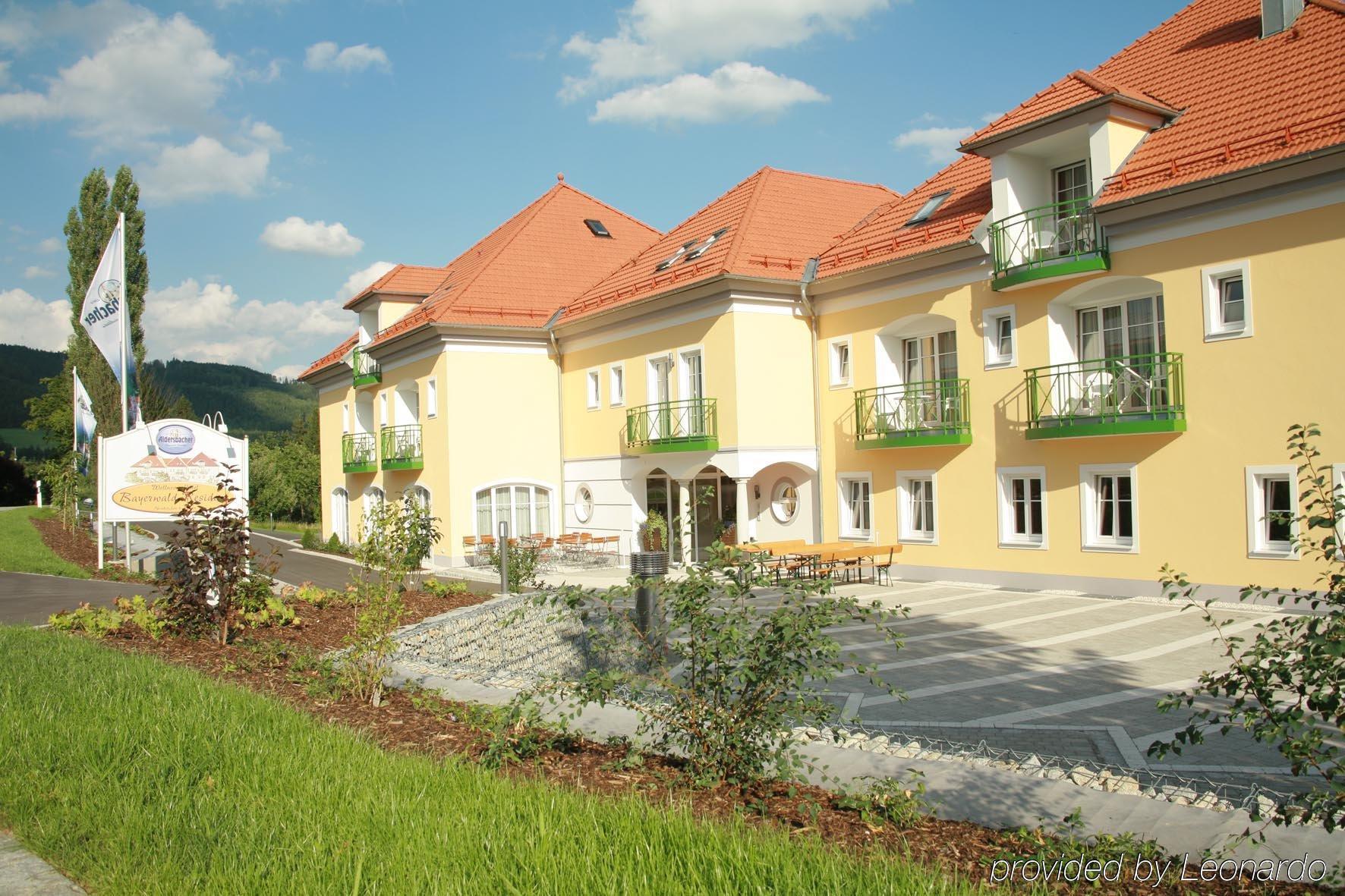 Akzent Hotel Bayerwald-Residenz Neukirchen  Exterior foto