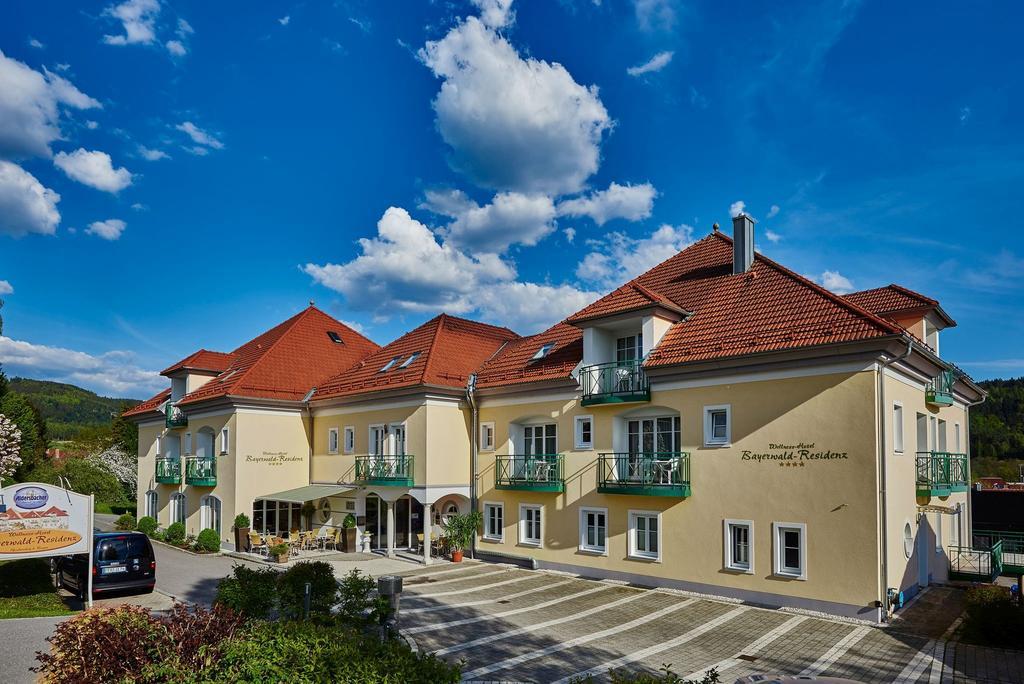 Akzent Hotel Bayerwald-Residenz Neukirchen  Exterior foto